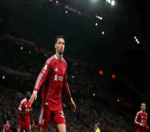 英超第16輪利物浦主場20擊敗布萊頓埃基蒂克進2球