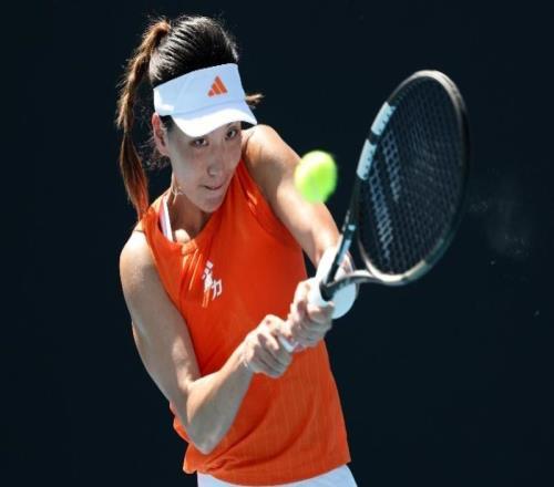 王欣瑜力克种子选手首进澳网女单32强,吴易昺苦战五盘出局