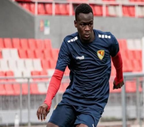 巴萨锋线再添新星,18岁单赛季打进22粒球,下周签约手续正式完成