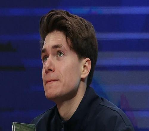 冬奧會最忙的男人！同時給13個國家16名選手當教練！然而，他有個最特別的“孩子”