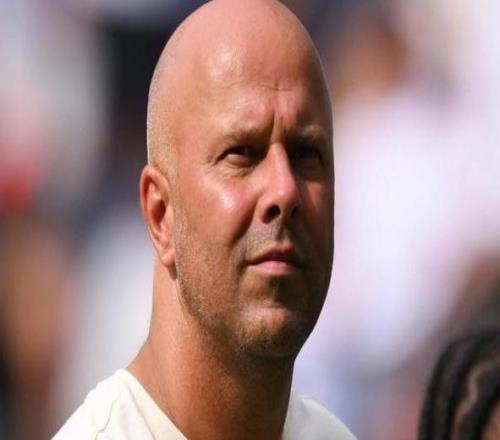 斯洛特:我们要达到去年战皇马的水平很感激阿诺德的贡献