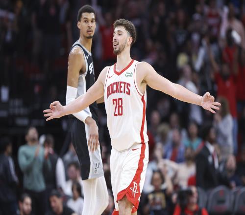 ESPN：人們都在關注前三順位但火箭&馬刺更願意交易樂透末段的簽