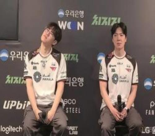 kkOma：賽季初希望選手能進行各種多樣的嚐試，積累大量數據