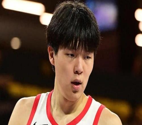 G聯賽季後賽：楊瀚森僅6+5+2帽躺贏混音黑七險勝船長進次輪