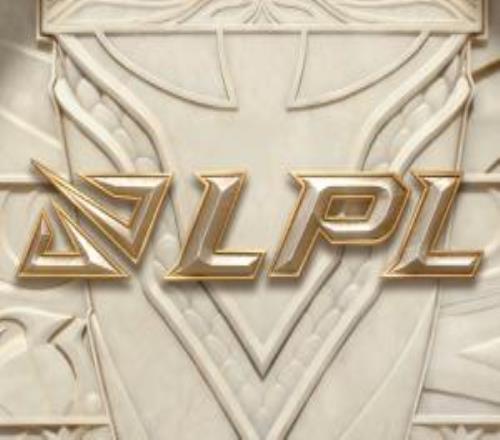 豆瓣爆料：某LPL中单在韩国深夜私会女性友人，还用中文说要与女友分手