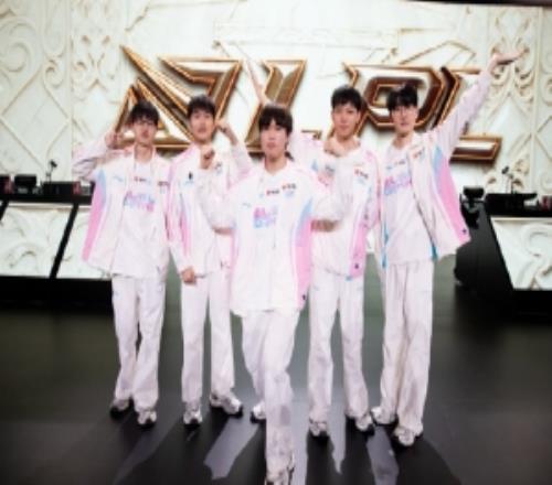 LPL發布BLG賽後返圖：勢如長虹，穩取製勝