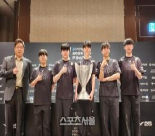 GEN奪冠賽后群訪：主教練最警惕LPL的BLG和TES，Chovy想交手iG