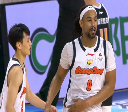 薩林杰點贊廣東隊1球員：他是球隊的大腦，值得所有的贊美