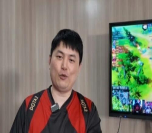 YYF：等戶外回來後麵應該全是dota除非有一個超級超級火的遊戲