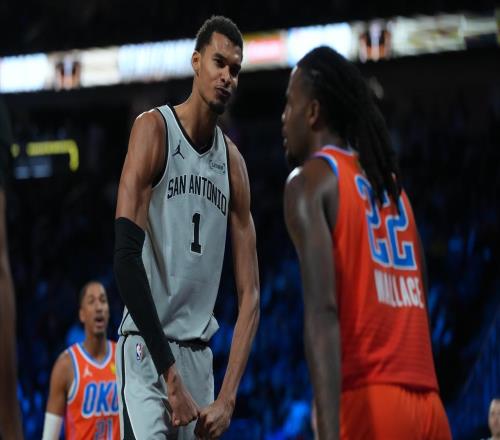 卫冕冠军五虎首合体成背景板,文班影响力无与伦比,赛后正式表态