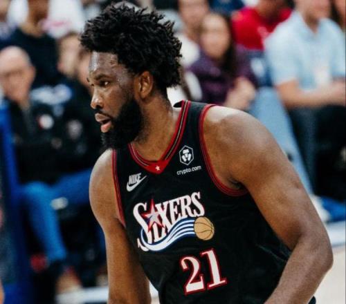 76人拒逆转!恩比德40分14罚,湖人意中人34+6尽力,探花爆发立功