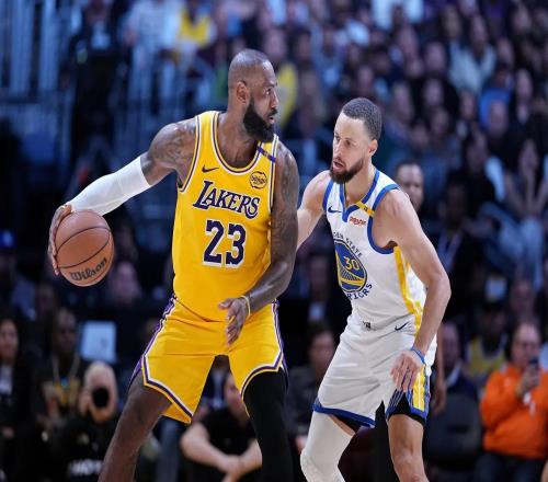 詹姆斯5.8億第一！美媒曬NBA歷史收入TOP20：杜蘭特第6庫(kù)里排第二