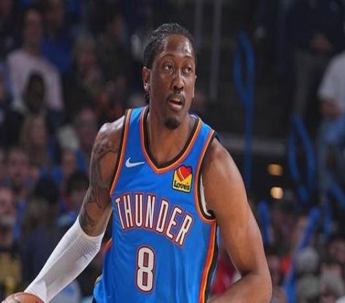 戴格诺特:杰伦威之所以是一名出色的球员在于他样样都很出色