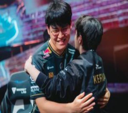 韩媒:T1与Guma在年薪上未能缩小分歧T1接触LPL知名AD