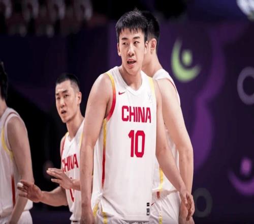 中國男籃挺進亞洲杯四強，兩人有望加入NBA，王俊杰接受尿檢
