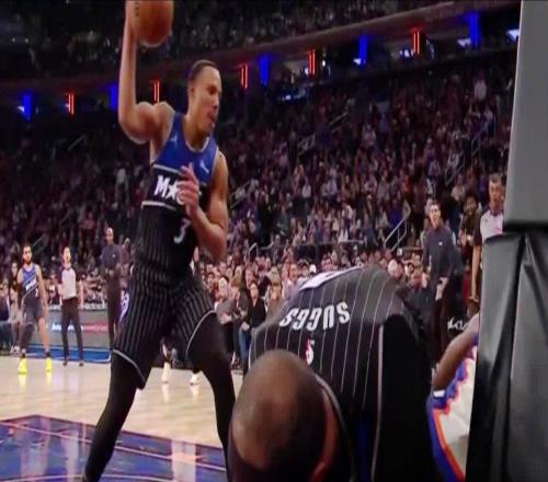 NBA官宣罚单:贝恩用力把球砸向阿奴诺比被罚款35000美元