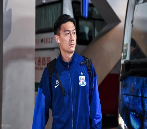 蒋圣龙为何无缘邵佳一国足首期名单,背后原因找到了,引发热议