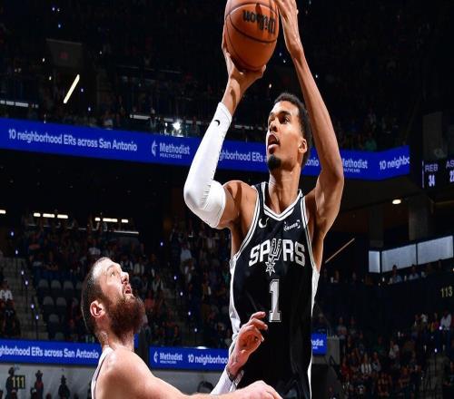 真是同屆的前三球員嗎狀元已成巨星,榜眼玻璃人,探花平庸!