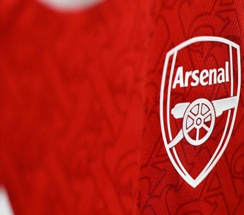 阿森納這個賽季英超奪冠是必然但你需看強大的曼聯給不給你機會