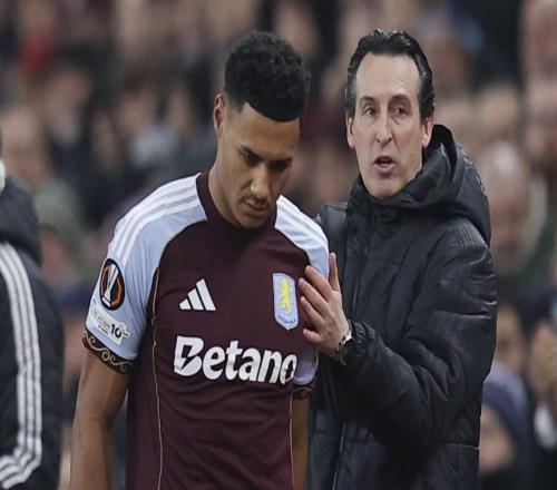 在维拉对阵萨尔茨堡红牛的比赛中，沃特金斯出现了拉伤的情况