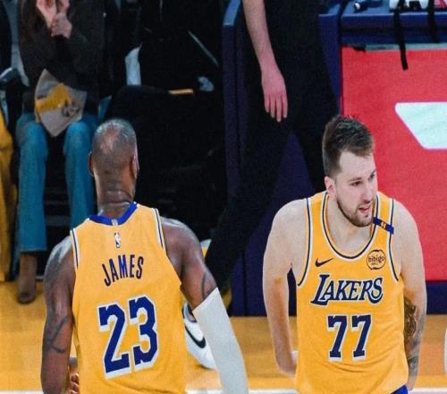 傀儡主帅亲承詹姆斯拖后腿1隐患埋雷