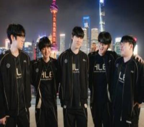 发力了爆料人:有个俱乐部同时接触hle的上单和AD