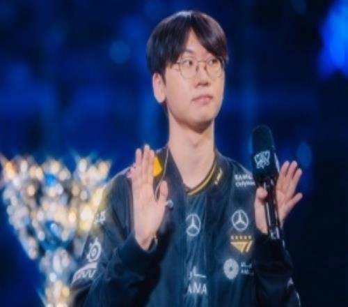 外媒统计:Doran成为第一位在世界赛决赛击败前东家的选手