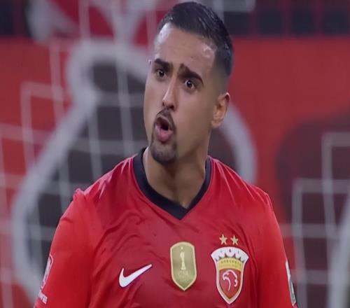 比赛还有一周开打,上海海港迎来一个令人振奋的大喜讯,冠军稳了