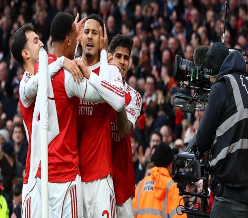 阿尔特塔缔造32年神迹,赖斯禁区手球被忽视,让人不敢相信