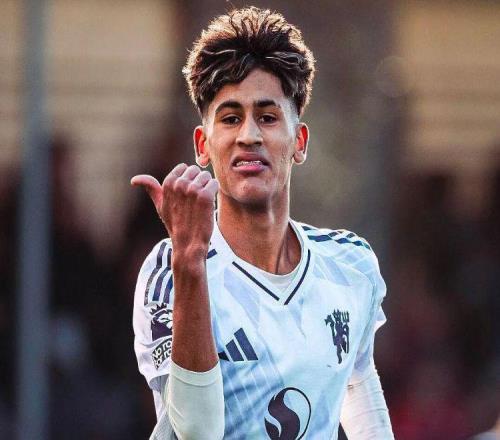 曼联青年队70利物浦,小梅西戴帽!戏耍4人后破门庆祝嘲讽伊萨克