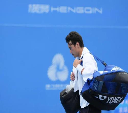 全運會網球賽場一日三大奪冠熱門出局，袁悅意外被爆冷令輿論嘩然