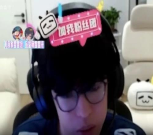 jiejie：iG最大問題沒節(jié)奏點(diǎn)，建議上單別玩坦克了