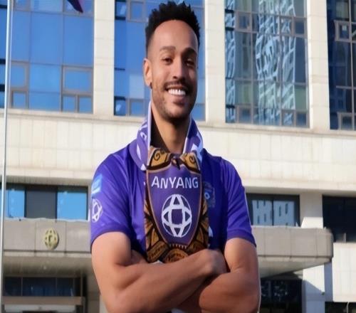 大事不妙!全北现代加入抢人大战,申花看上的巴西锋霸恐遭截胡