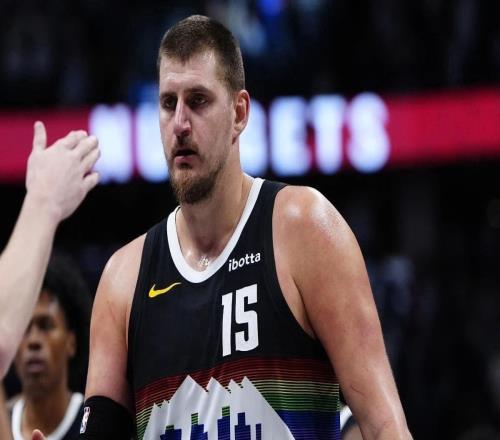 刚刚,掘金官宣约基奇伤情!不幸中的万幸