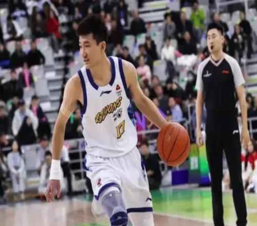 孙铭徽距腓前韧带撕裂,预计伤停23个月,浙江广厦卫冕难了