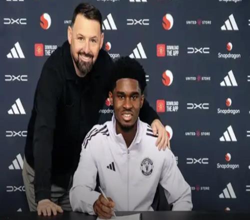 官方：曼聯(lián)與19歲邊后衛(wèi)卡馬森續(xù)約至2028年