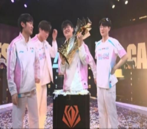 LOL官推發問:這次先鋒賽,你覺得表現最出色的選手是誰