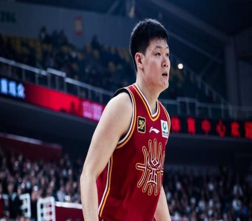 媒体人:国家队不带张宁无可厚非,动作尺度放在FIBA是个灾难