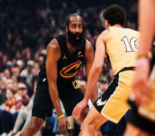 騎士大勝！哈登13分12罰，米切爾30+5梅里爾創(chuàng)紀(jì)錄，阿倫全隊第一