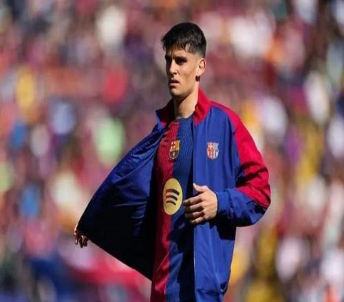 每体:米兰今夏有意2500万欧引入赫拉德马丁,球员想留巴萨