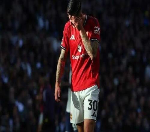 又要亏了曼联8500万先生错失机会+伤退,名宿直言不如霍伊伦德