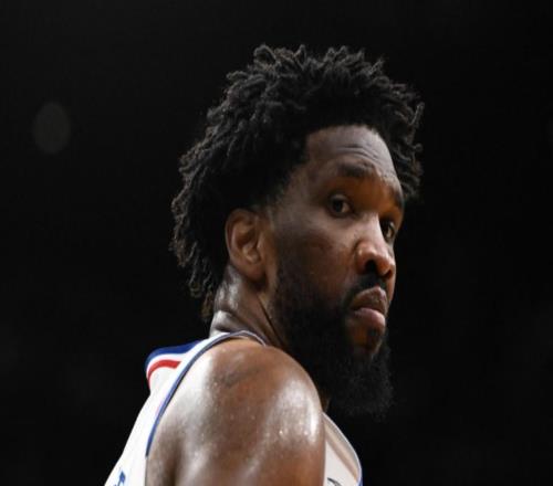 Shams:76人队希望恩比德能够在常规赛揭幕战中出场