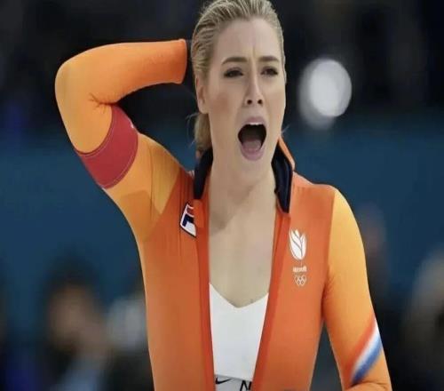 奧運冠軍“拉拉鏈露胸”，耐克繃不住了！