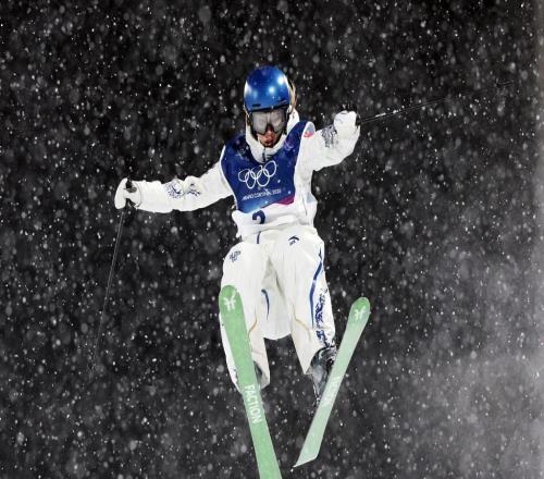 女子U型場地技巧決賽將正常進行，穀愛淩等4人攜手決賽衝金