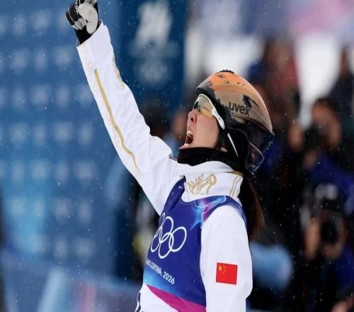 中國隊奪得自由式滑雪空中技巧混合團體銅牌！本屆冬奧會空中技巧2金3銅收官