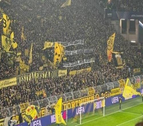 多特蒙德球迷挂横幅,反对海外比赛并攻击西甲高层