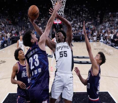 陳國(guó)豪NBA季前賽14分3籃板，廣東隊(duì)換焦泊喬后悔嗎