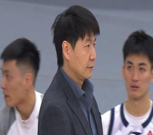 邱彪:很庆幸我们是胜利的一方第四外援至少能打一场顺利就打2场