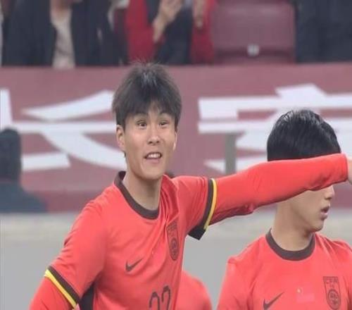 依木兰韩鹏不必，，，，国字号遭冷遇泰山延伸陈泽仕中场谜底已在阵中