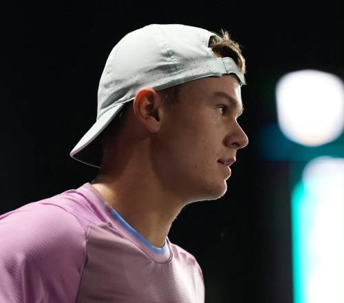 鲁内建议顶尖球员大师赛只打一周,匈牙利女球员遭赛前死亡威胁